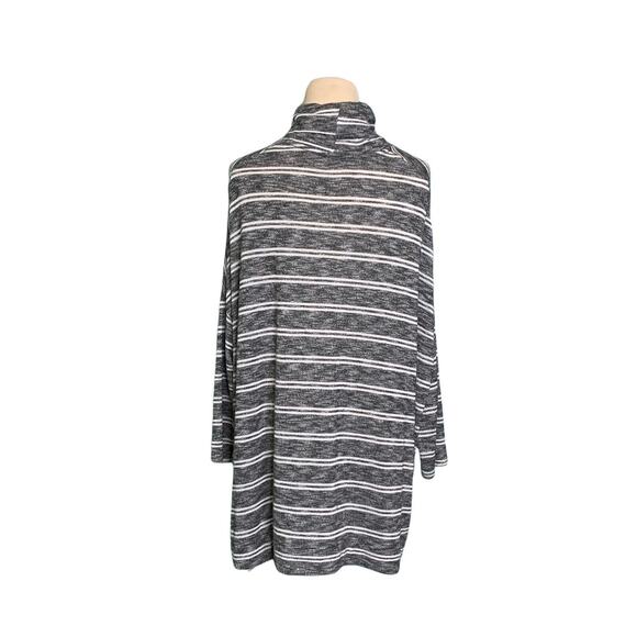 Anthropologie Postmark stripes turtle neck long sleeves Tunic size Medium - Picture 2 of 8